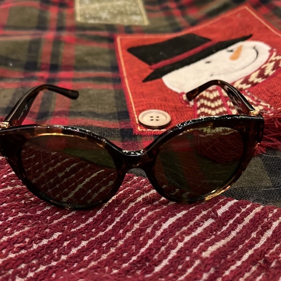 Tory Burch Sunglasses - Picture 2 of 11